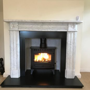 hunter-herald-6-multi-fuel-hogarth-carrara-marbel-surrond Hunter Herald 6 Multi Fuel Hogarth Carrara Marbel surrond